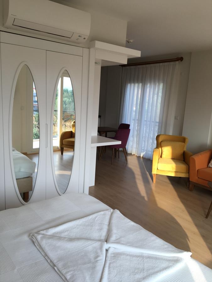 Clementin Suits מלון דירות Siğacık